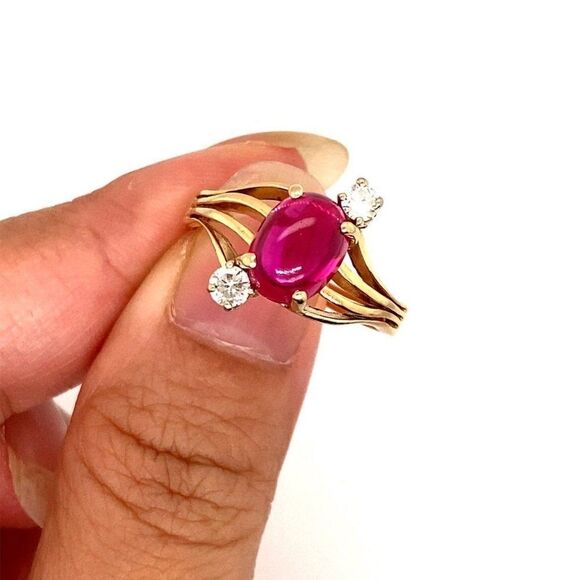 14k Cabuchon Ruby & Diamonds Ring - Picture 5 of 15
